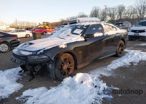 2018 Dodge Charger R/T Rwd z USA, uszkodzony, nr VIN 2C3CDXCT4JH321430
